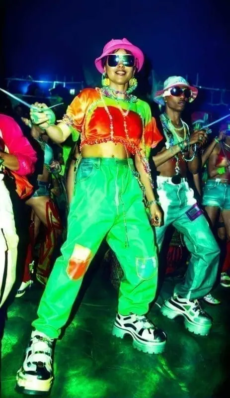 Découvrez la mode rave des années 90 – 6