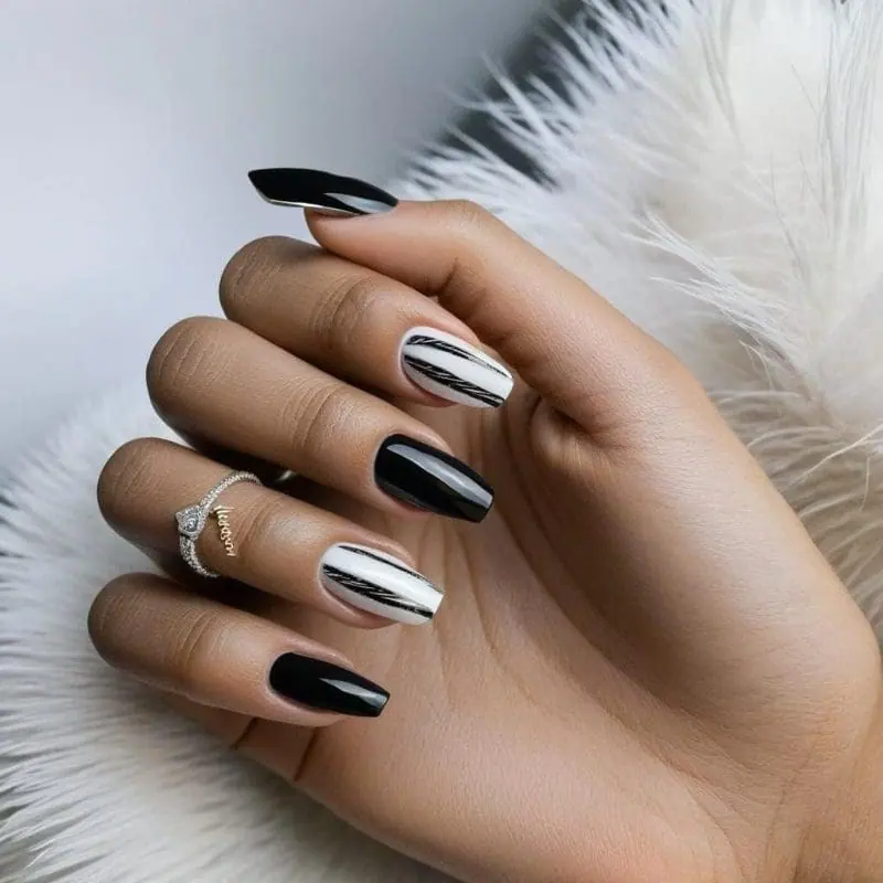 Black and White Nail Designs – 5