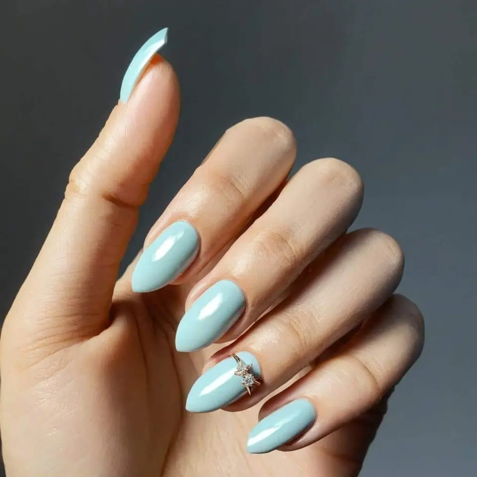Blue Nail Designs: Explore, Create, and Share Unforgettable Creations – 5