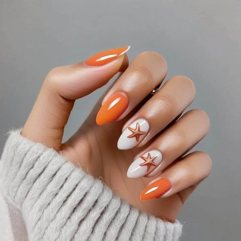 Inspirasi Kuku Almond – 6